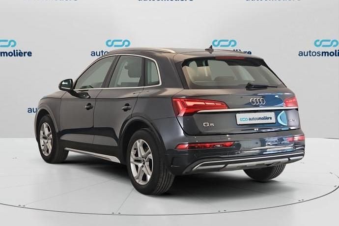 Käytetty Audi Q5 Advanced Plus 163 HP (119 kW) 2021 Harmaa Katumaasturi