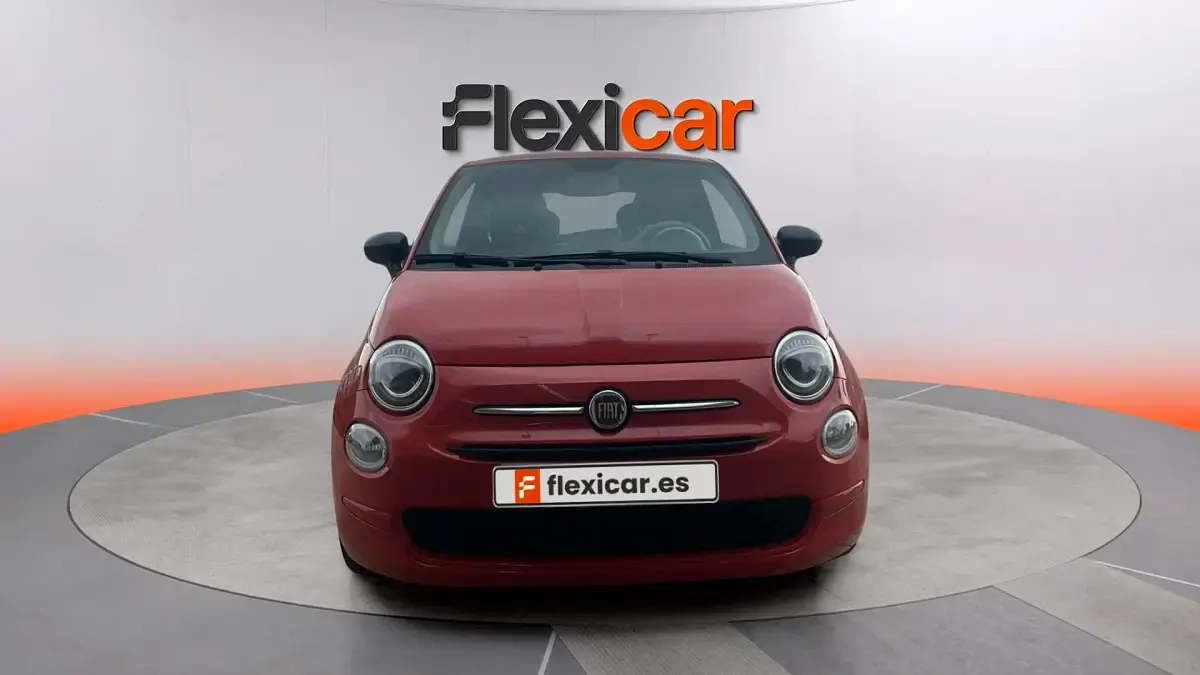 Używany Fiat 500 Club 71 KM (52 kW) 2023 Pomarańczowy Sedan/Limuzyna