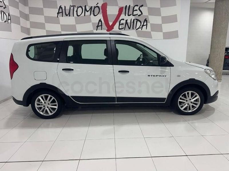Usado Dacia Lodgy 115 CV (84 kW) 2020 Blanco Monovolumen