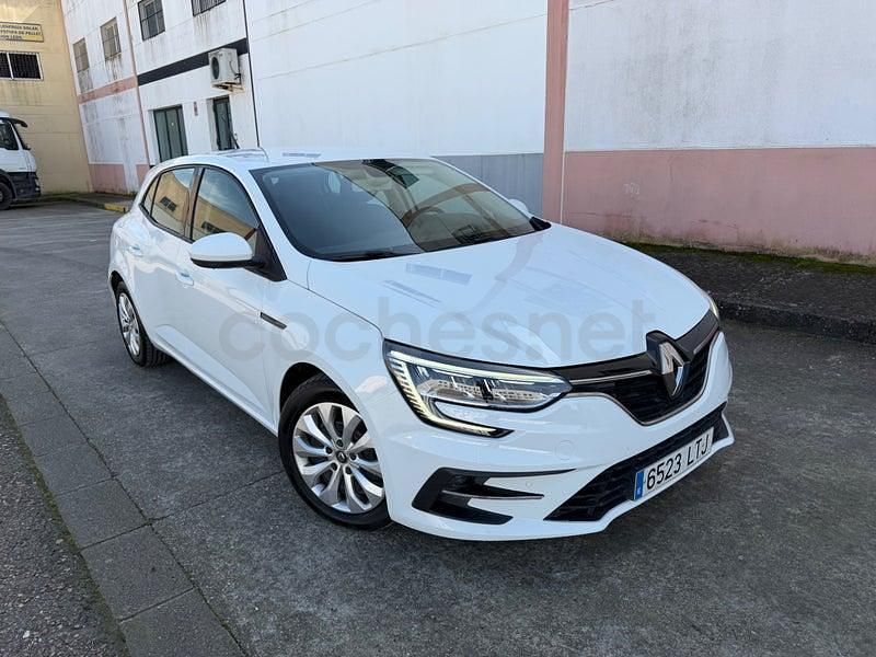 Usado Renault Mégane IV Business 115 CV (84 kW) 2021 Blanco Berlina
