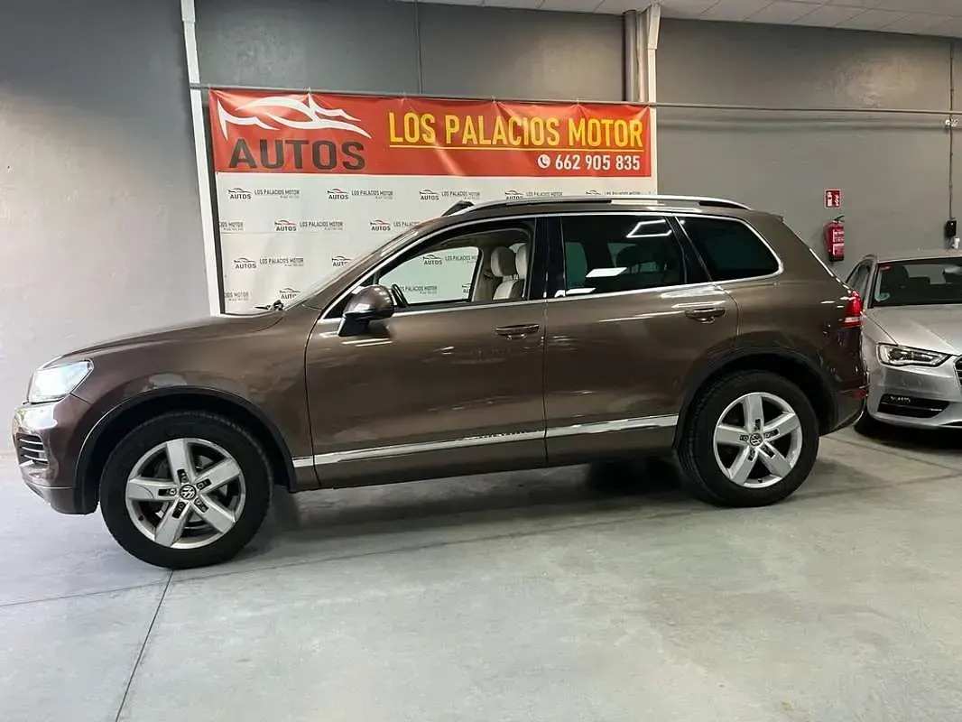Usado VW Touareg Terrain Tech 245 CV (180 kW) 2013 Marrón SUV