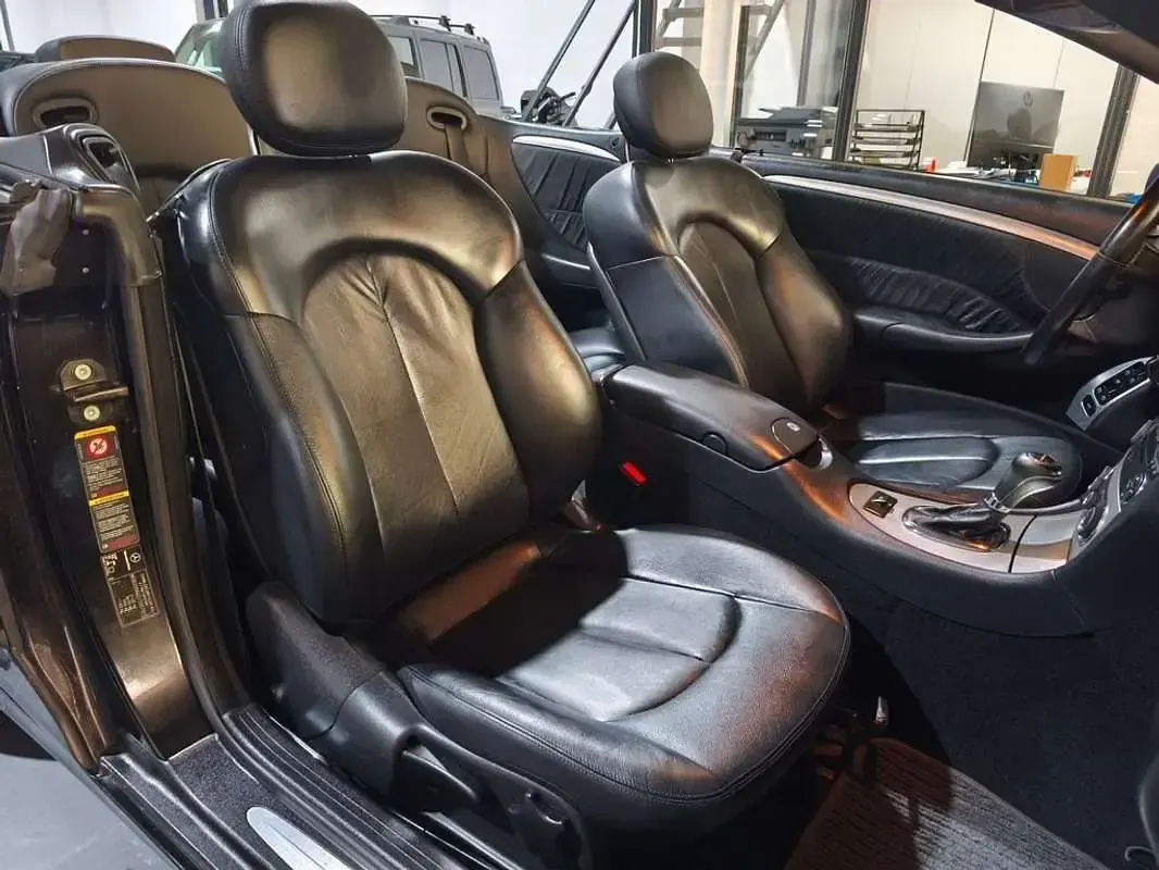 Usado Mercedes CLK200 Avantgarde 162 CV (119 kW) 2006 Negro Descapotable
