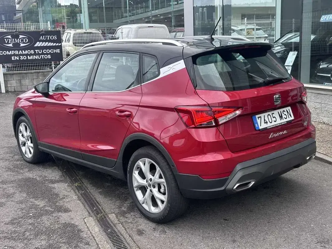 Usado Seat Arona FR 116 CV (85 kW) 2024 Rojo SUV