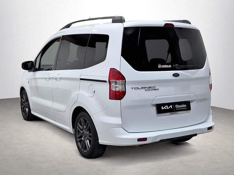 Usado Ford Tourneo Courier Sport 100 CV (73 kW) 2019 Blanco Monovolumen