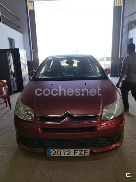 Usado Citroën C4 VTR Sport 110 CV (80 kW) 2008 Rojo Berlina