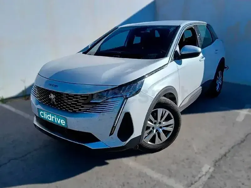 Usado Peugeot 3008 Active 131 CV (96 kW) 2021 Blanco SUV