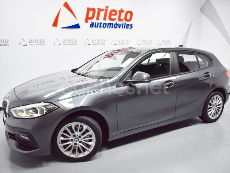 Gris / plata Usado 2021 BMW 118 Utilitario | 24.900 € (Un poco caro) - Imagen 1/4