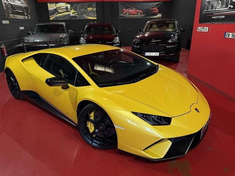 Usado Lamborghini Huracán 639 CV (469 kW) 2019 Amarillo Coupe