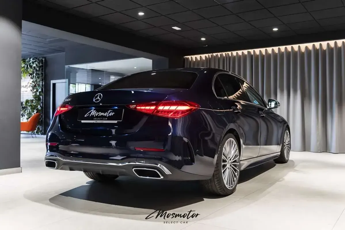 Usado Mercedes C220 200 CV (147 kW) 2022 Azul Berlina