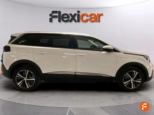 Usado Peugeot 5008 Allure 130 CV (95 kW) 2017 Blanco Monovolumen