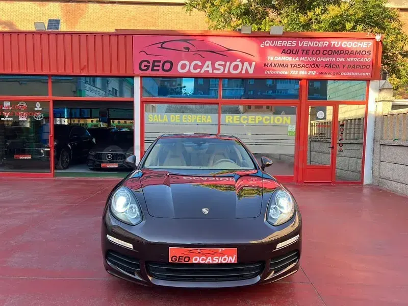 Usado Porsche Panamera 310 CV (228 kW) 2015 Granate Utilitario