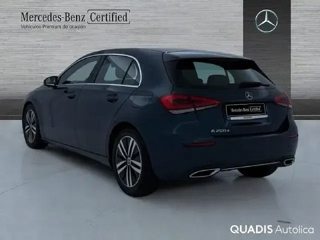 Usado Mercedes A200 Progressive 150 CV (110 kW) 2022 Azul denim