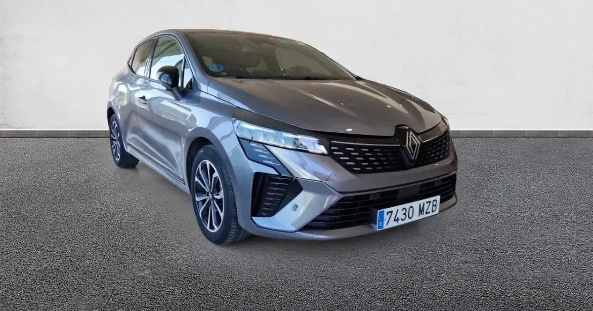 Usado Renault Clio Techno 100 CV (73 kW) 2025 Utilitario