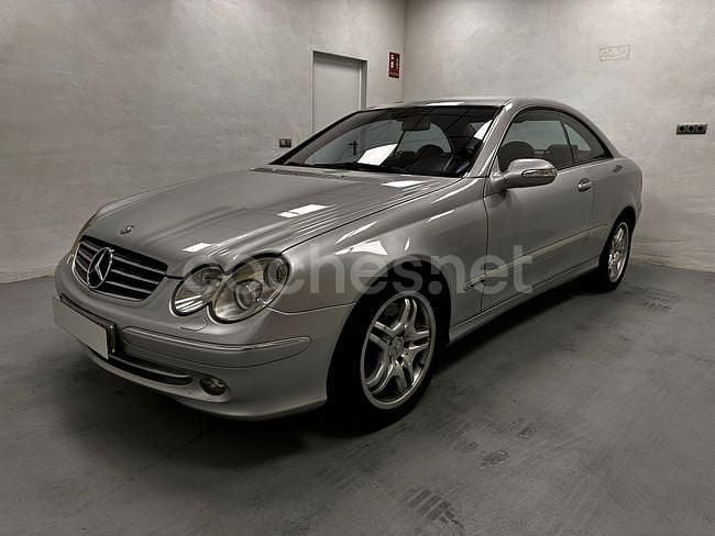 Gris / plata Usado 2003 Mercedes CLK500 Elegance Coupe | 8990 € (Un poco caro) - Imagen 1/4