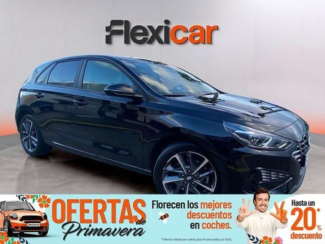 Usado Hyundai i30 110 CV (80 kW) 2024 Negro