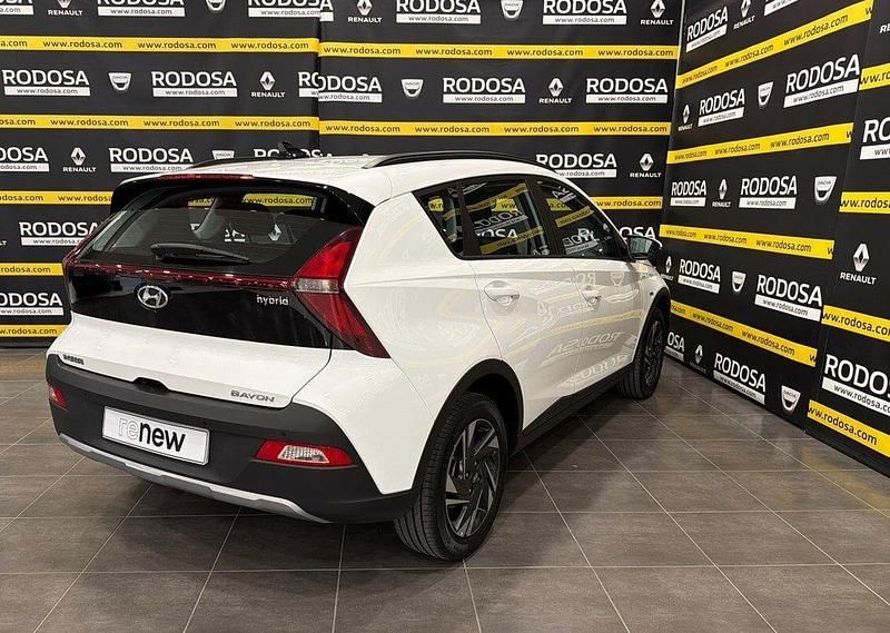 Usado Hyundai Bayon 120 CV (88 kW) 2023 Blanco SUV