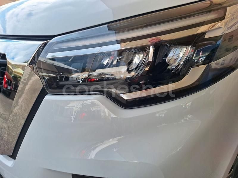 Usado Nissan Primastar Acenta 150 CV (110 kW) 2024 Blanco Monovolumen