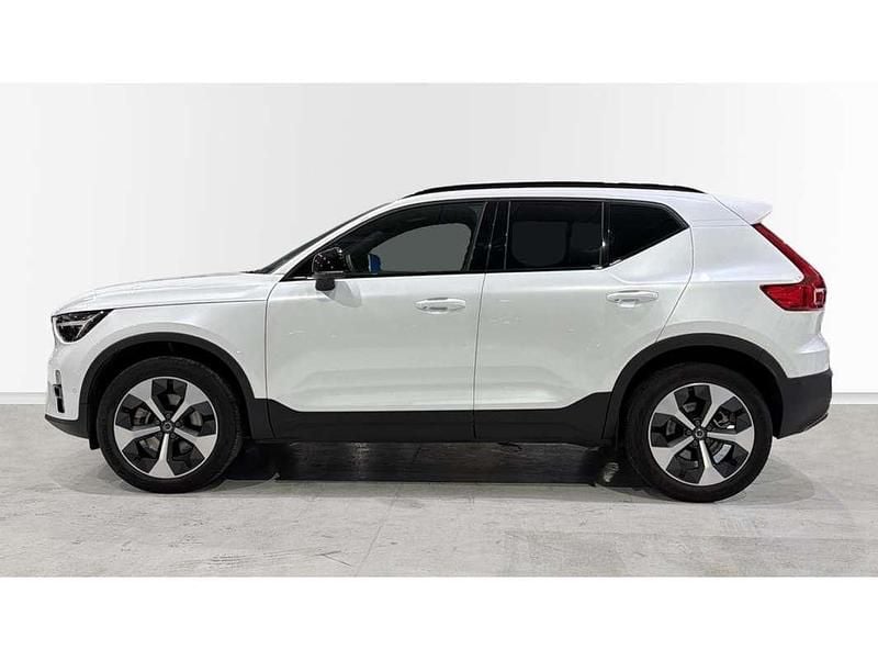 Usado Volvo XC40 Plus 129 CV (94 kW) 2024 Blanco SUV