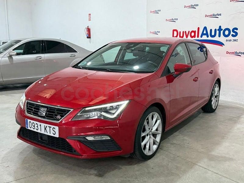 Usado Seat Leon FR 150 CV (110 kW) 2019 Granate Berlina