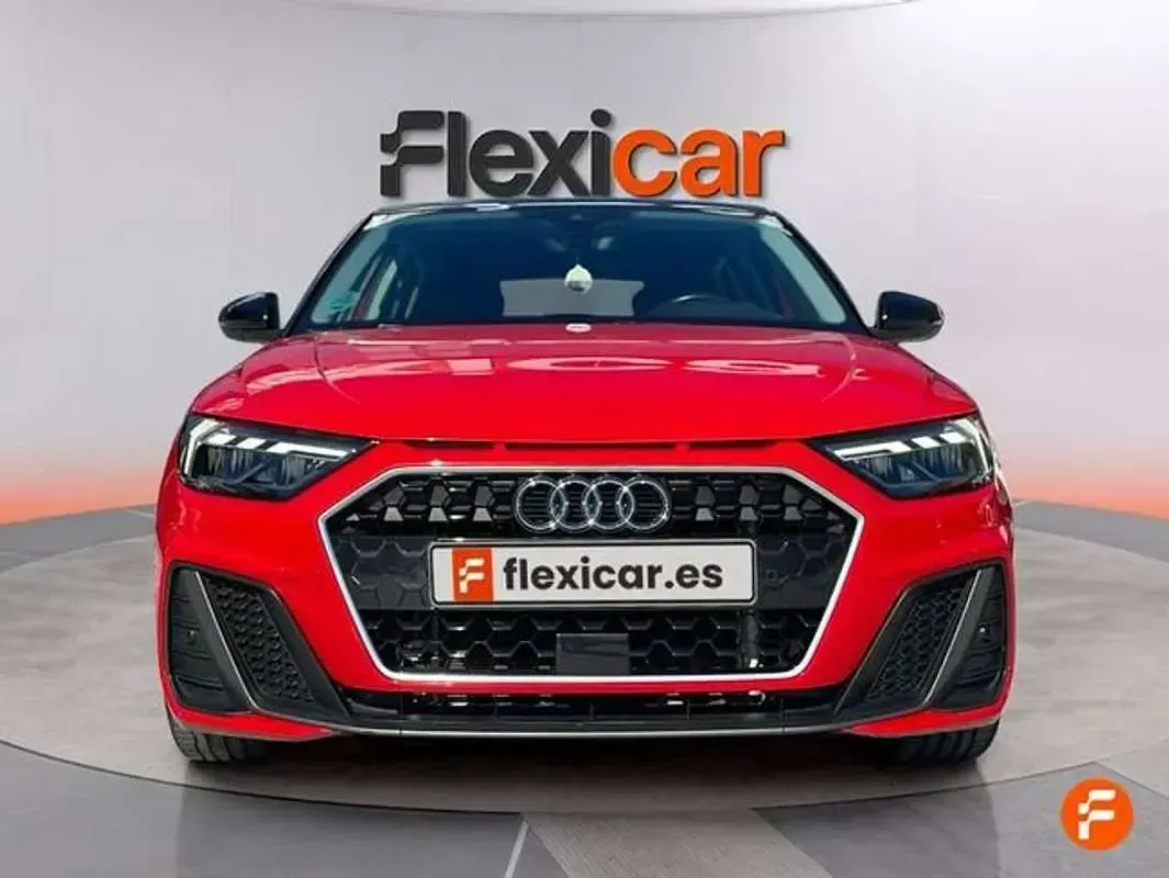 Usado Audi A1 Sportback 110 CV (80 kW) 2021 Rojo Utilitario