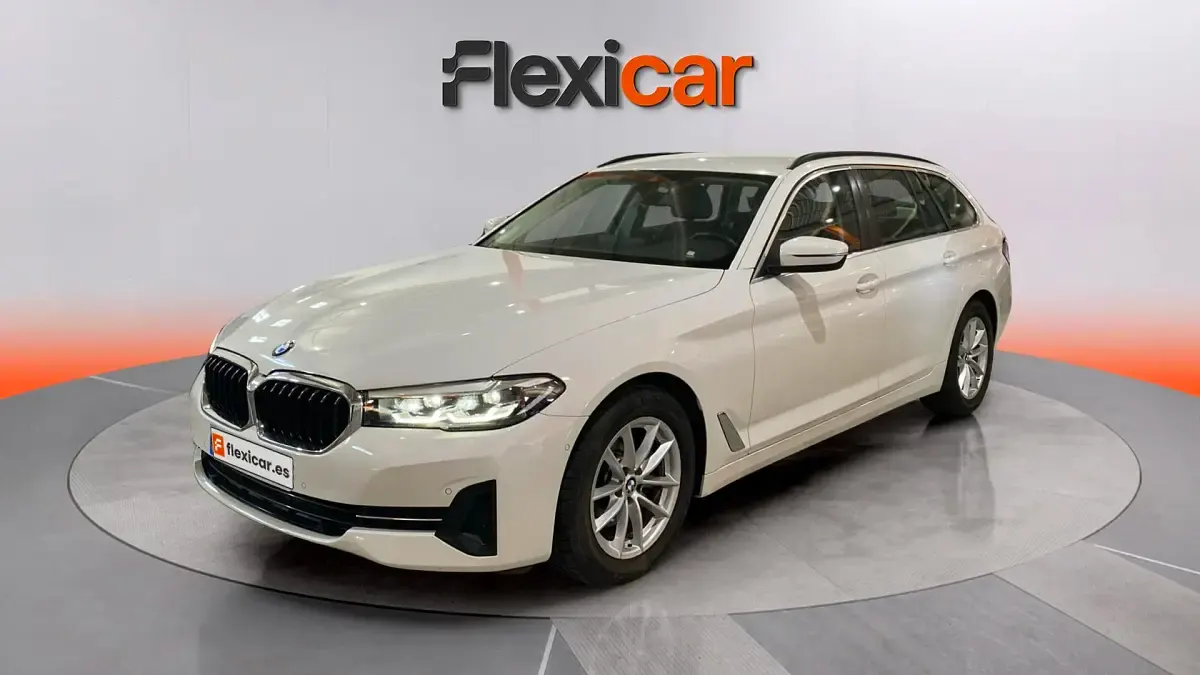 Usado BMW 520 190 CV (139 kW) 2022 Blanco Familiar
