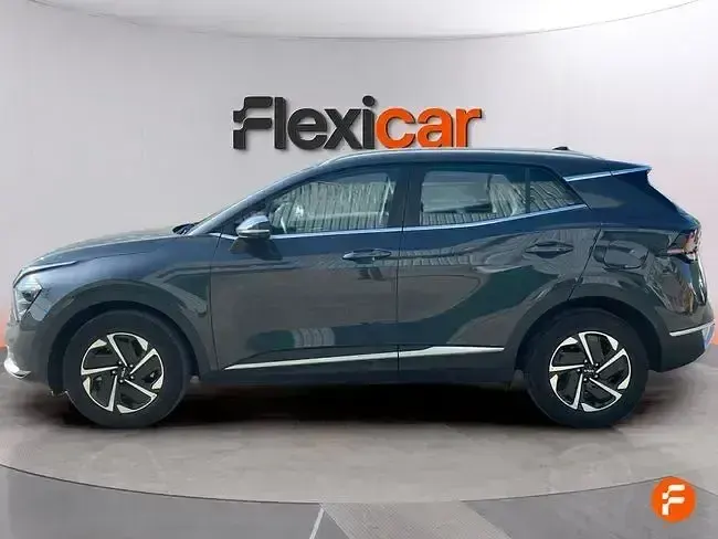 Usado Kia Sportage 136 CV (100 kW) 2022 Gris SUV