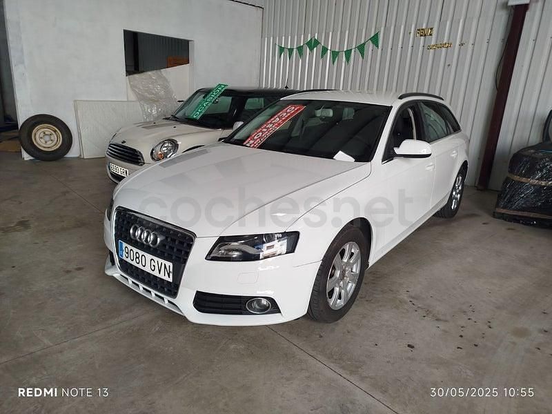 Usado Audi A4 143 CV (105 kW) 2010 Blanco Familiar