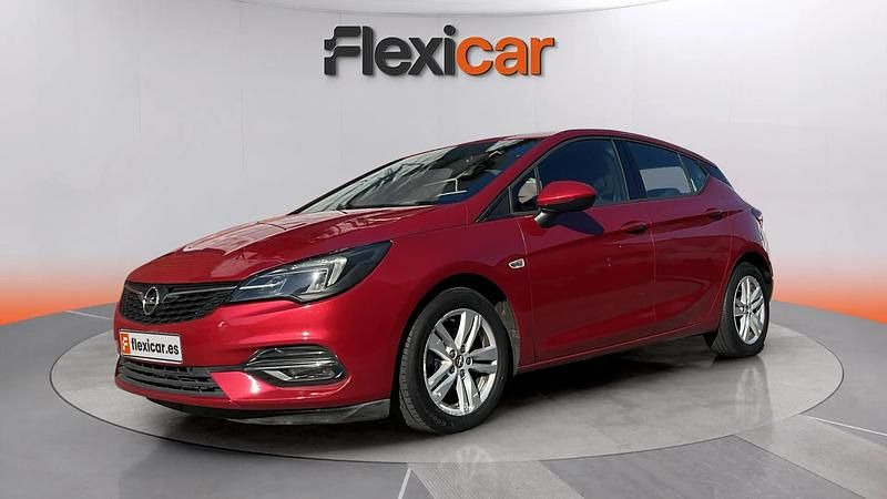 Usado Opel Astra GS Line 131 CV (96 kW) 2020 Rojo Utilitario