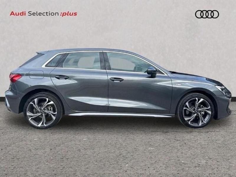 Usado Audi A3 S-Line 204 CV (150 kW) 2025 Gris Berlina