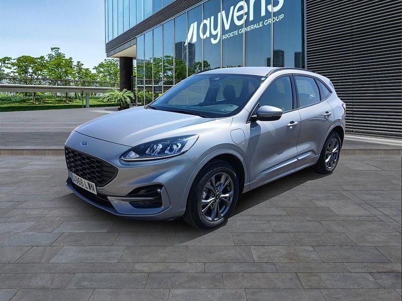 Gris / plata Usado 2022 Ford Kuga ST-Line SUV | 20.800 € (Buen precio) - Imagen 1/4