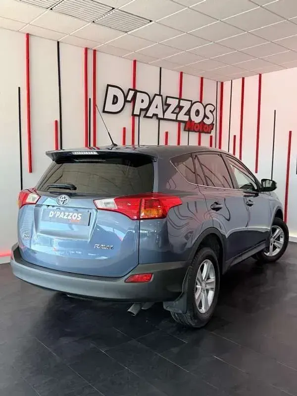 Usado Toyota RAV4 Advance 124 CV (91 kW) 2014 Azul SUV