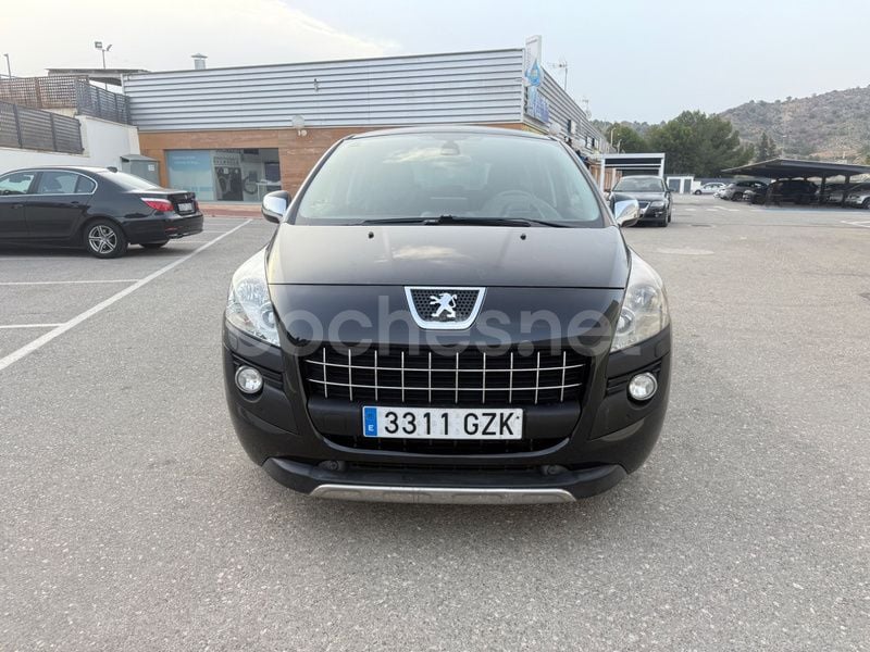 Usado Peugeot 3008 Business-Line 112 CV (82 kW) 2010 Azul Berlina
