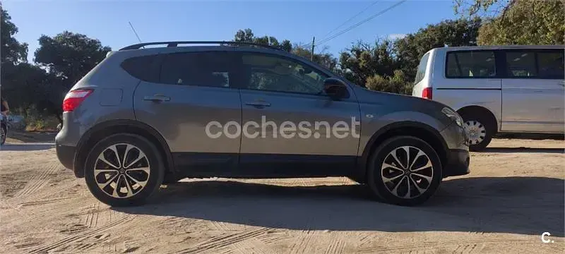 Usado Nissan Qashqai 360º 130 CV (95 kW) 2013 Gris / plata SUV