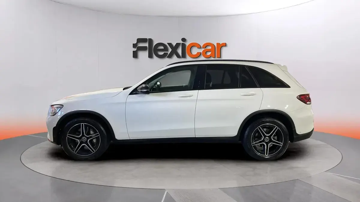 Usado Mercedes GLC200 163 CV (119 kW) 2022 Blanco SUV