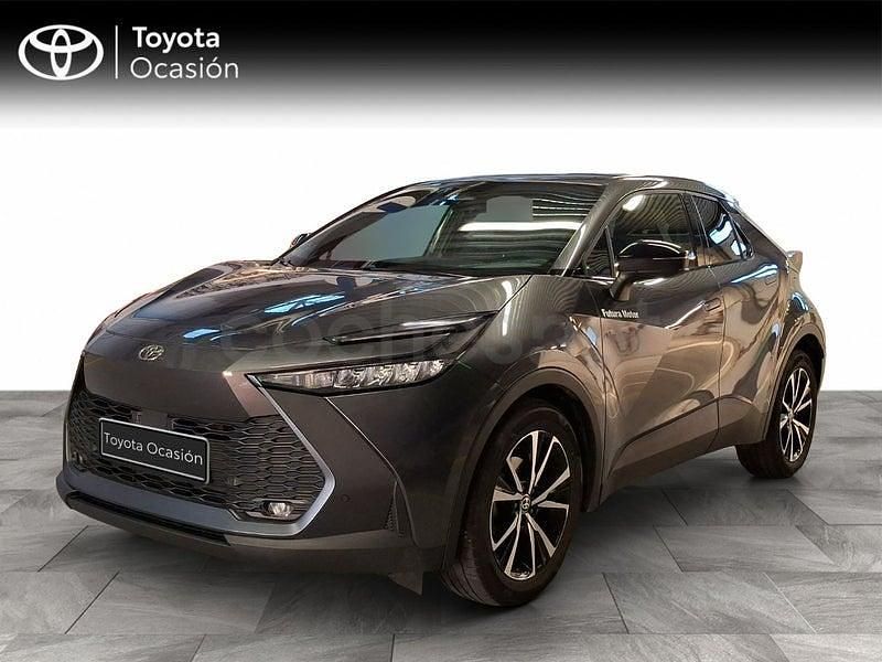 Usado Toyota C-HR Advance 140 CV (102 kW) 2025 Gris / plata SUV