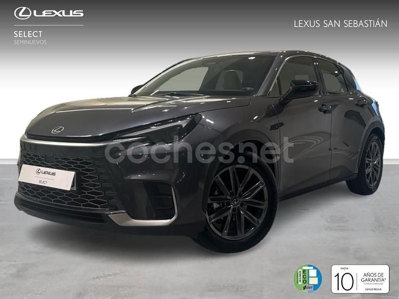 Gris / plata Nuevo 2025 Lexus LBX SUV | 34.500 € (Buen precio) - Imagen 1/4