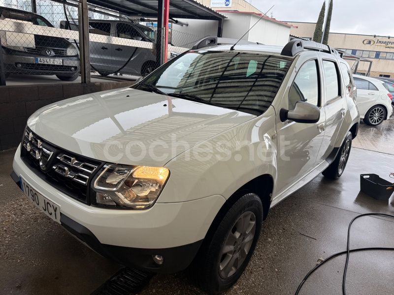 Blanco Usado 2015 Dacia Duster Ambiance SUV | 8999 € (Precio justo) - Imagen 1/4