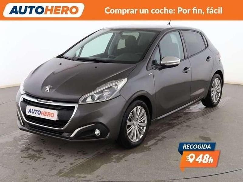 Usado Peugeot 208 Style 82 CV (60 kW) 2018 Gris Utilitario