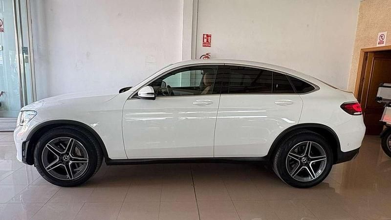 Usado Mercedes GLC220 170 CV (125 kW) 2020 Blanco SUV