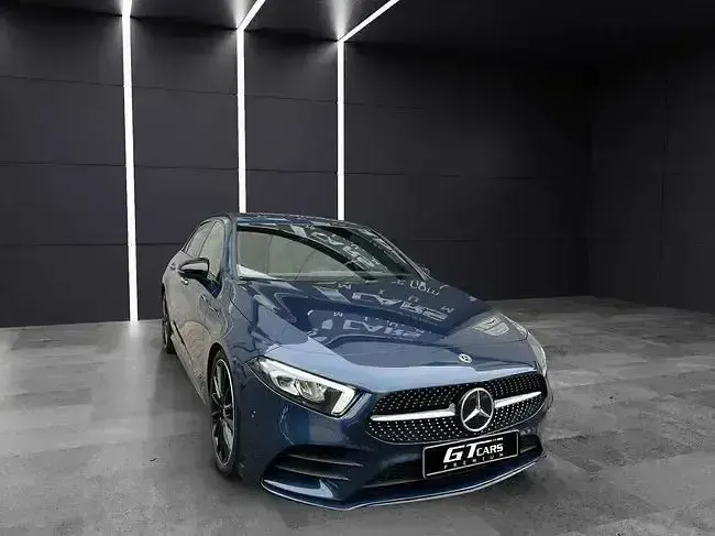 Usado Mercedes A250 AMG 218 CV (160 kW) 2022 Azul Berlina