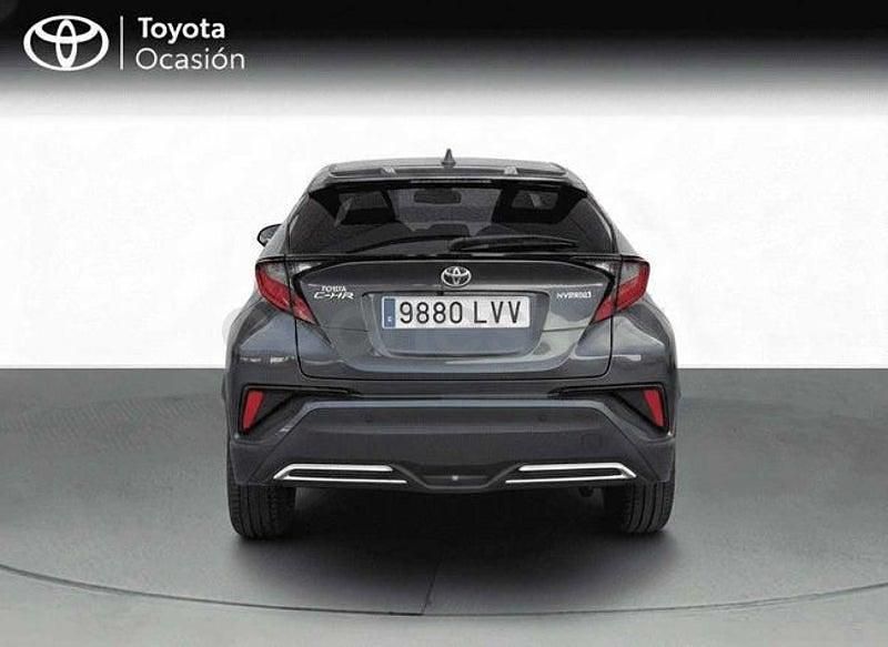 Usado Toyota C-HR Advance 184 CV (135 kW) 2022 Gris / plata SUV