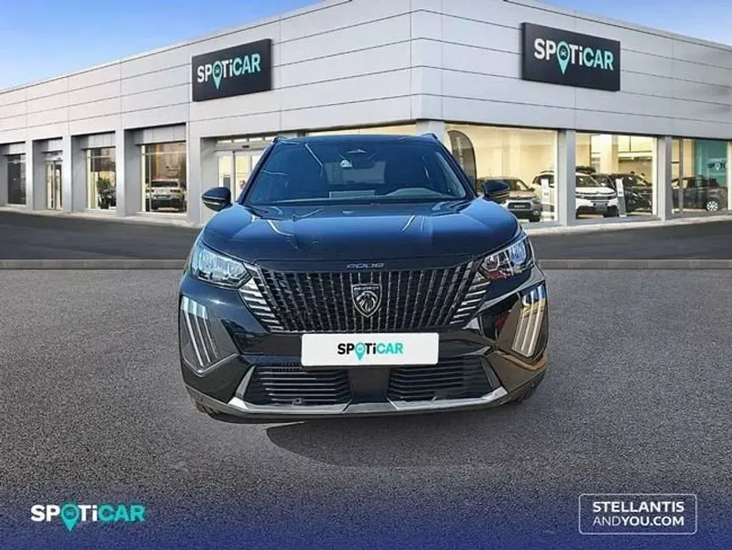 Usado Peugeot 2008 Allure 145 CV (106 kW) 2025 Negro SUV