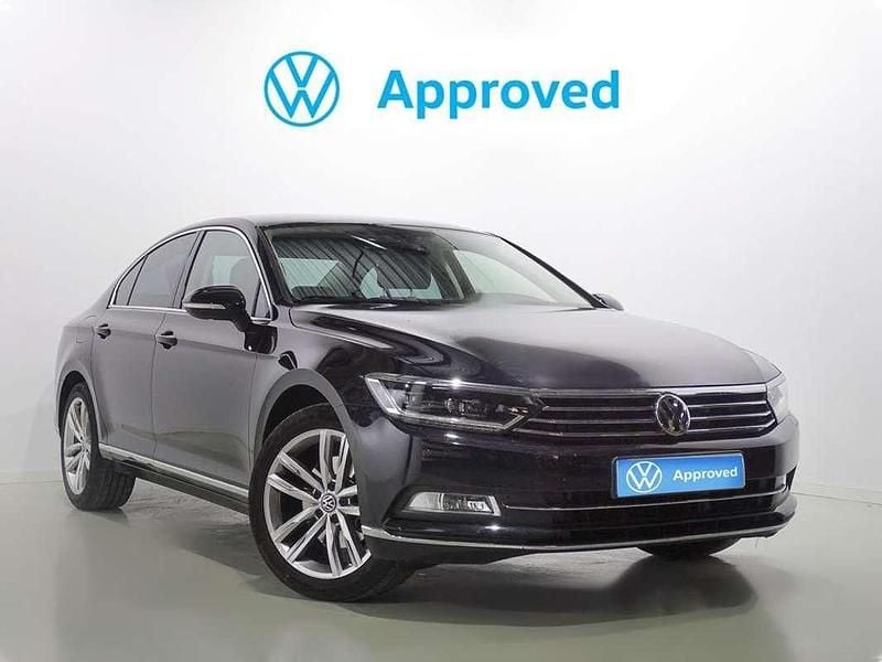 Negro Usado 2019 VW Passat Sport Berlina | 23.900 € (Caro) - Imagen 1/4