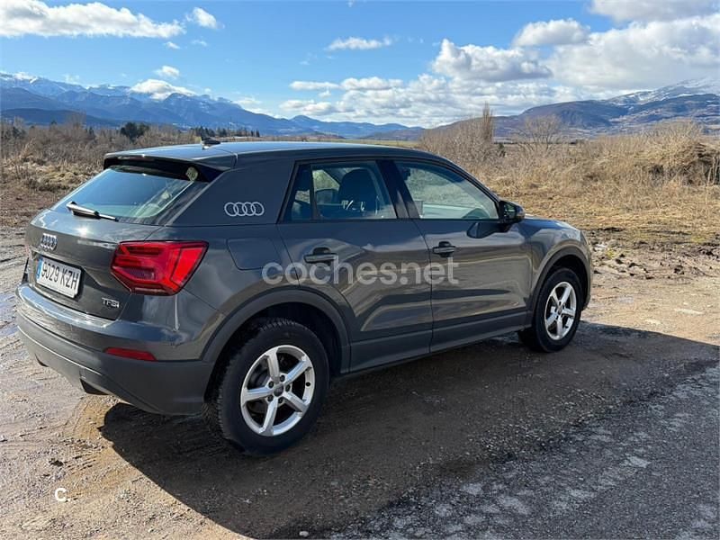 Usado Audi Q2 Design 150 CV (110 kW) 2017 Gris / plata SUV