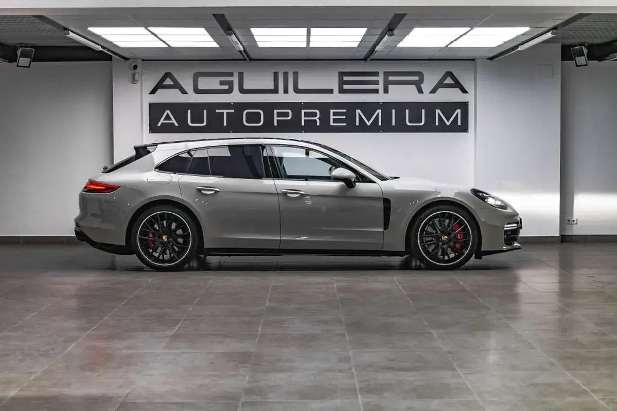 Usado Porsche Panamera Sport Turismo 460 CV (338 kW) 2019 Gris Familiar