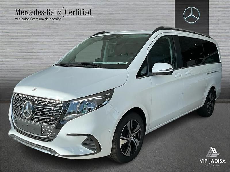 Usado Mercedes V220 Avantgarde 163 CV (119 kW) 2024 Blanco Monovolumen