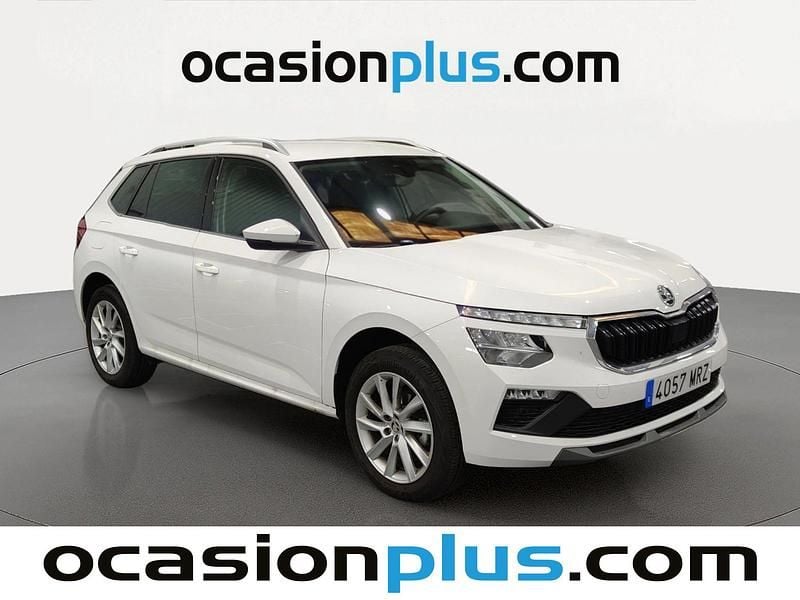 Usado Skoda Kamiq Selection 115 CV (84 kW) 2024 Blanco SUV