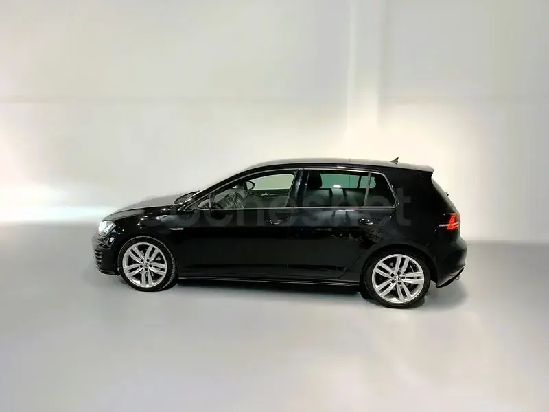 Usado VW Golf VII GTI 220 CV (161 kW) 2015 Negro Berlina