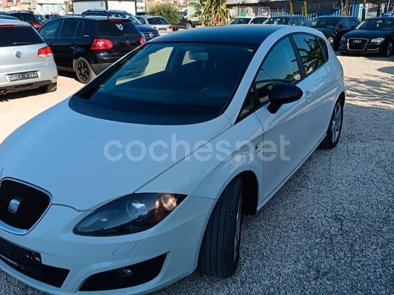 Käytetty Seat Leon Style 140 HP (102 kW) 2012 Valkoinen Sedan