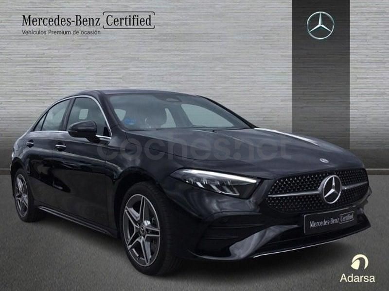 Usado Mercedes A250 AMG line 218 CV (160 kW) 2024 Negro noche Berlina